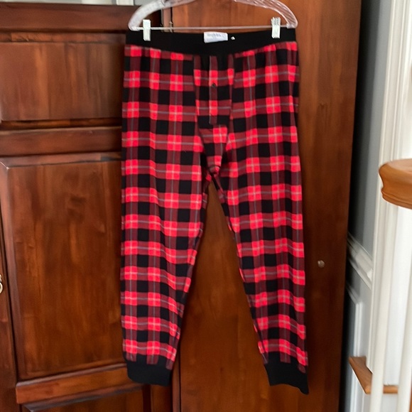 NEW Men’s Red Plaid Buffalo Check PJ Joggers - Picture 1 of 4
